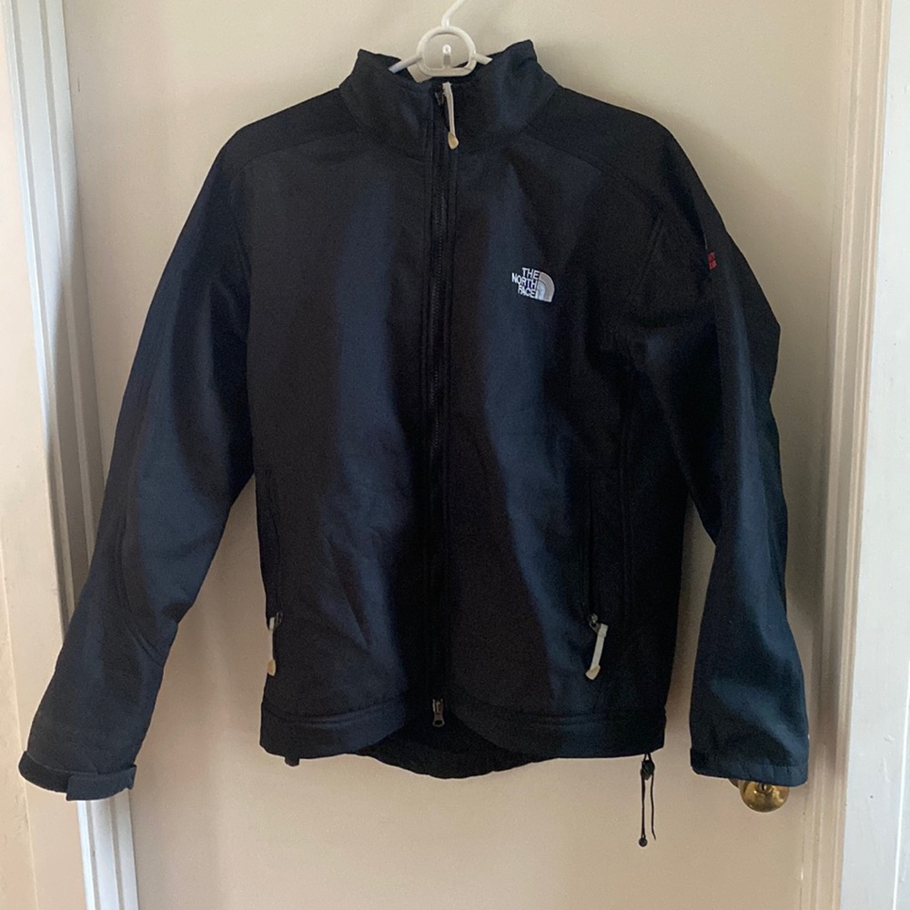 Black small North Face windbreaker